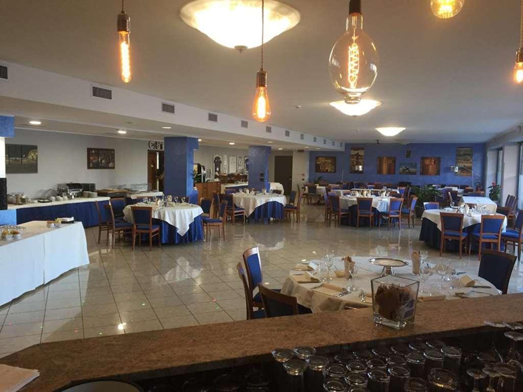 Blu Hotel - Sure Hotel Collection By Best Western Collegno Ristorante foto