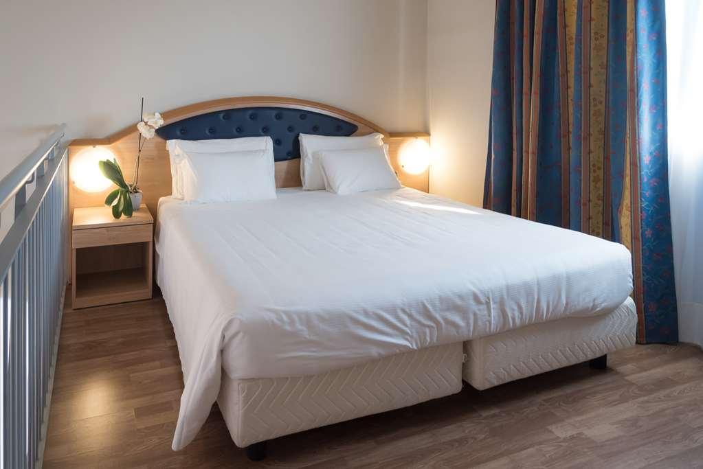 Blu Hotel - Sure Hotel Collection By Best Western Collegno Camera foto