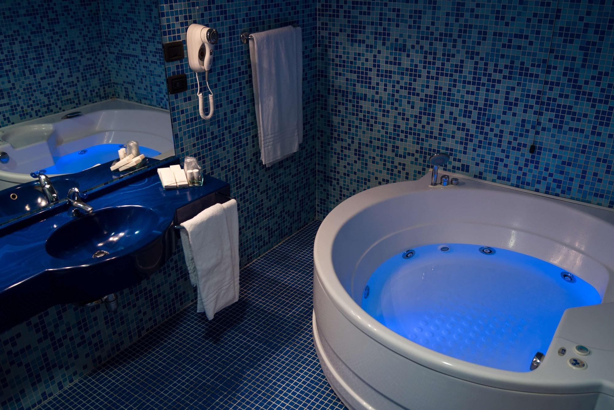 Blu Hotel - Sure Hotel Collection By Best Western Collegno Esterno foto