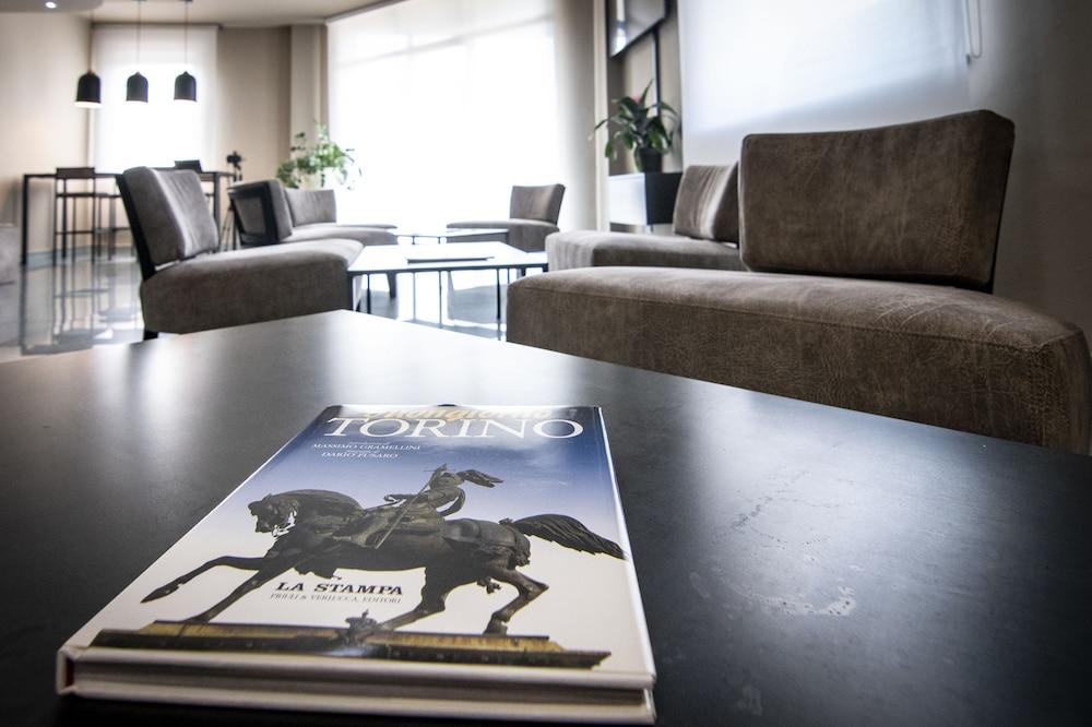Blu Hotel - Sure Hotel Collection By Best Western Collegno Esterno foto